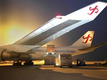 61.1萬(wàn)噸！鄭州機(jī)場(chǎng)貨運(yùn)量已超去年 “雙貨航”支撐鄭州樞紐貨運(yùn)再突破